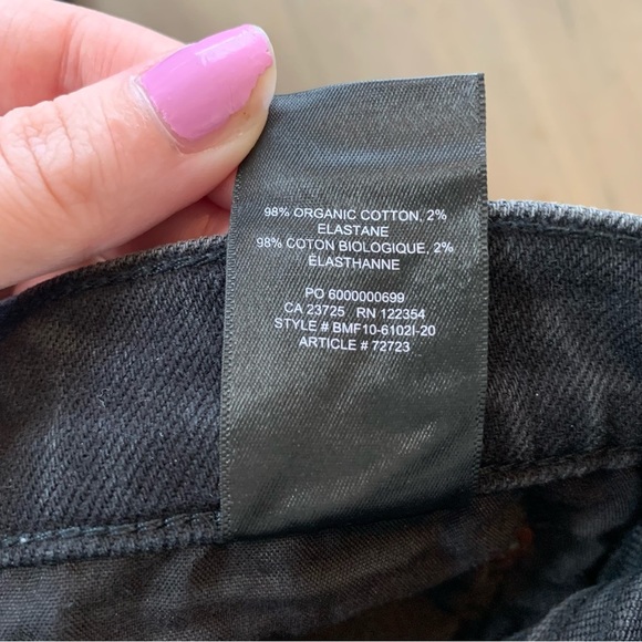 Aritzia Denim Forum The Yoko High Rise Slim Black Jeans Button Fly Raw Hem - Picture 8 of 10